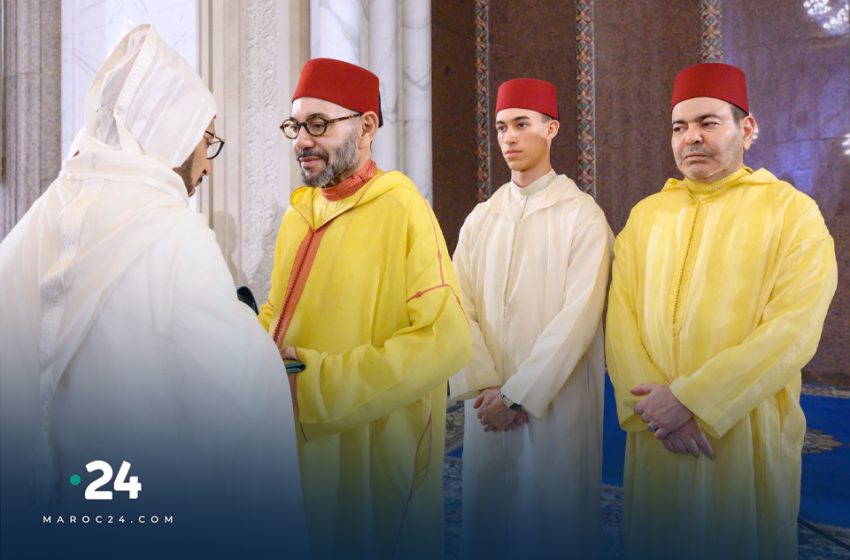  Le roi Mohammed VI, Amir Al Mouminine, préside une veillée religieuse en commémoration de Laylat Al-Qadr bénie