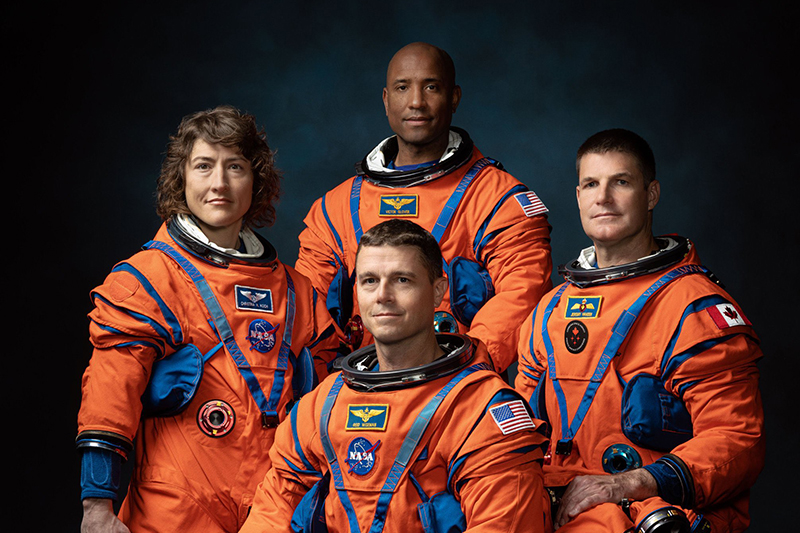 La NASA dévoile la liste des astronautes qui iront autour