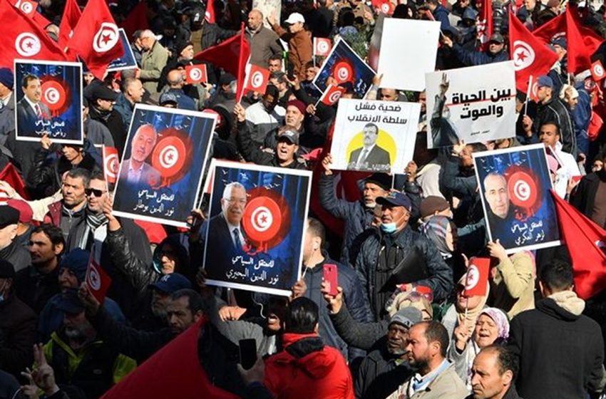  l’Opposition Tunisienne à nouveau dans la rue pour la libération des détenus politiques