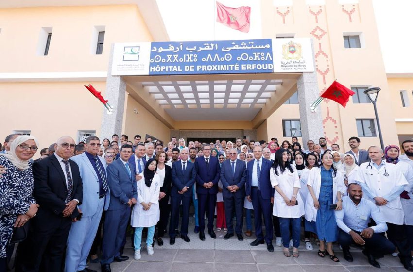  Province d’Errachidia: M. Akhannouch s’enquiert de l’état d’avancement de projets socio-économiques à Drâa-Tafilalet et préside la signature de conventions de développement