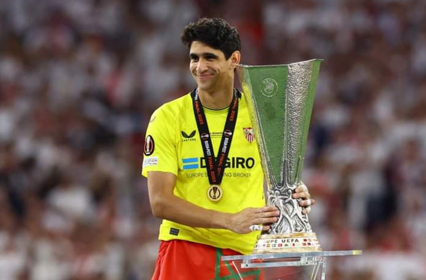  Bounou, MVP de la finale de l’Europa League: Je vis des moments inoubliables avec le Maroc et Séville