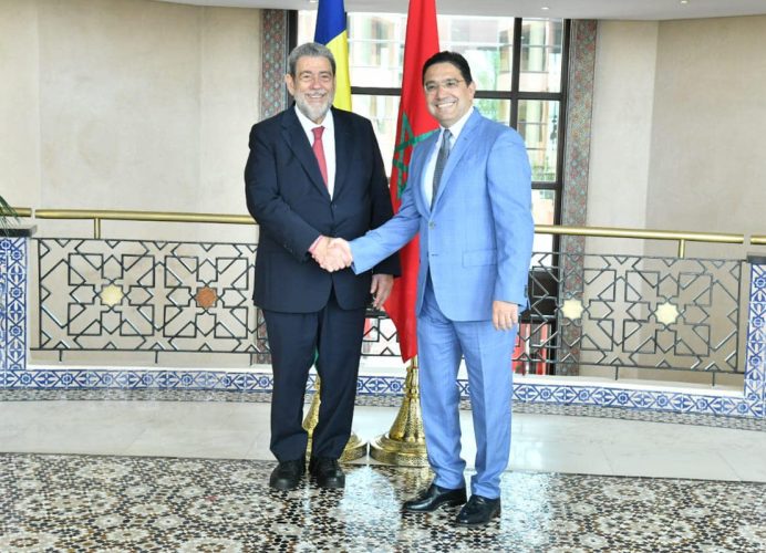 Le PM de Saint-Vincent-et-les-Grenadines salue le leadership international de Sa Majesté le Roi