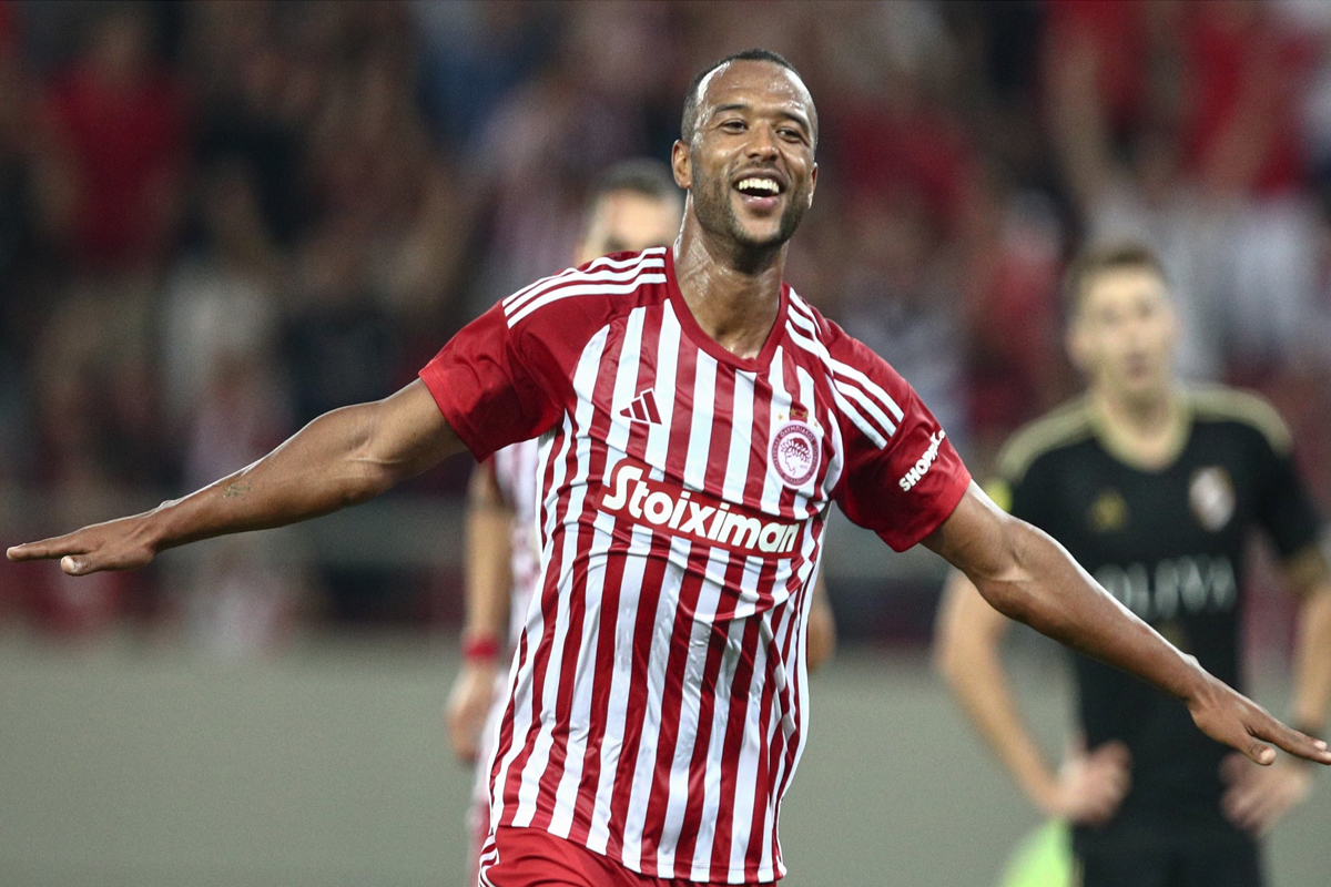 Le Marocain Ayoub El Kaabi mène l’Olympiakos à la victoire face au FK Cukaricki