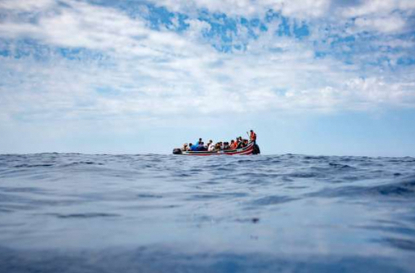  Dakhla: Deux unités combattantes de la Marine Royale portent assistance à 59 Subsahariens candidats à la migration irrégulière
