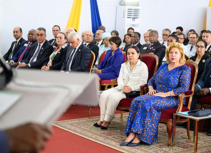 La Première Dame de Côte d’Ivoire exprime sa sincère reconnaissance à SM le Roi pour Sa vision humaniste et Sa solidarité envers les enfants d’Afrique