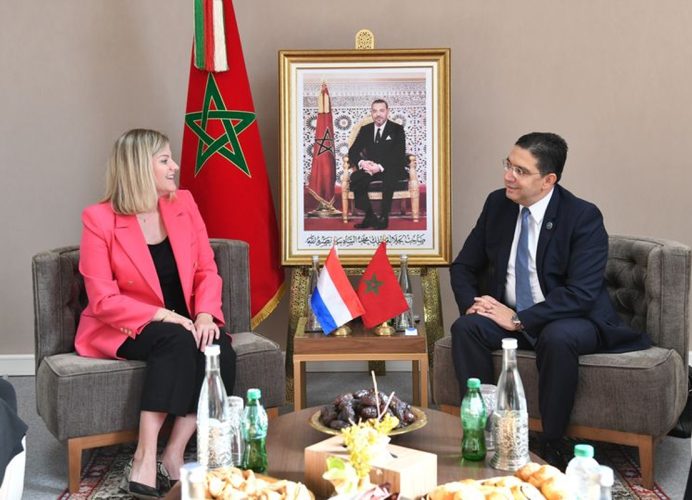 M. Bourita s’entretient à Marrakech avec la ministre du Commerce extérieur et de la coopération au développement des Pays-Bas