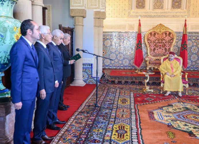 SM le Roi préside la cérémonie de signature d’une convention relative au déploiement d’un programme d’unités médicales mobiles connectées en faveur du monde rural