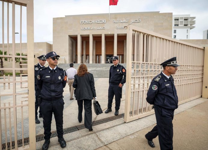 Rabat: des peines allant de six mois de prison avec sursis à cinq ans de prison ferme à l’encontre de trois individus poursuivis dans des affaires de terrorisme