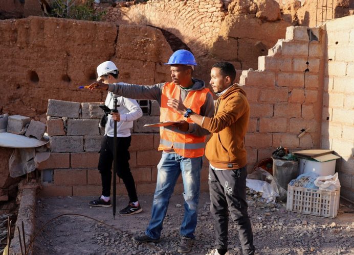 Taroudant: mobilisation continue pour la constatation des habitations touchées par le séisme d’Al Haouz