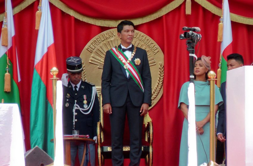 Rachid Talbi El Alami représente SM le Roi à la cérémonie d’investiture du Président malgache