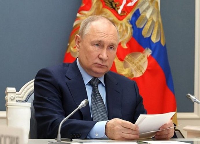 Poutine annonce sa candidature à la présidentielle de 2024