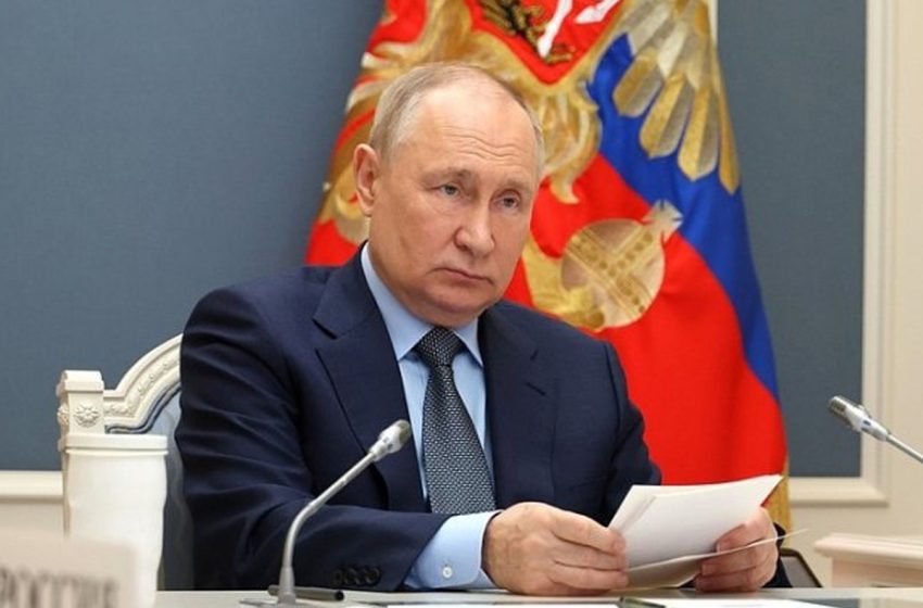 Poutine annonce sa candidature à la présidentielle de 2024