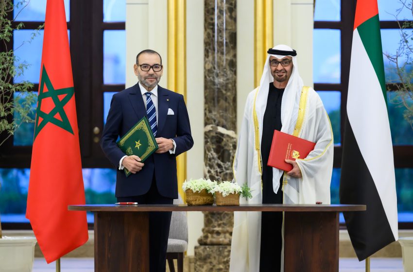 SM le Roi et le Président de l’EEAU signent à Abou Dhabi la Déclaration “Vers un partenariat novateur, renouvelé et enraciné entre le Royaume du Maroc et l’Etat des Emirats Arabes Unis”