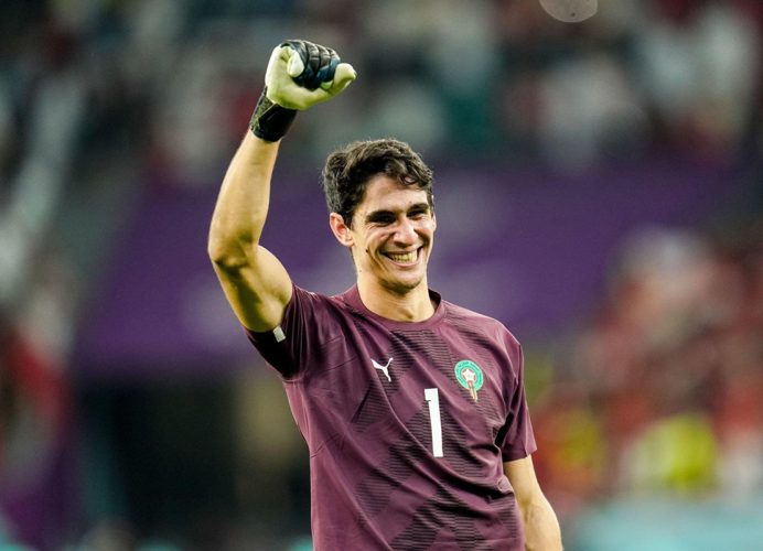 Ballon d’Or 2025 : Yassine Bounou parmi les 10 nommés pour le Trophée Yachine