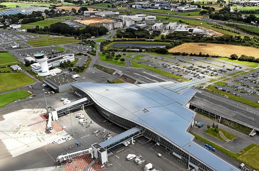  France : L’aéroport de Brest, touché par la foudre, annule tous ses vols