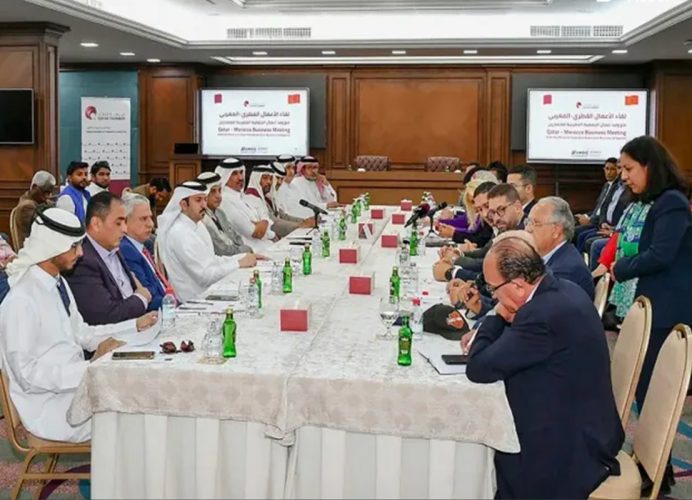 Forum d’affaires maroco-qatari à Doha: Examen du renforcement des relations économiques et d’investissements entre les deux pays