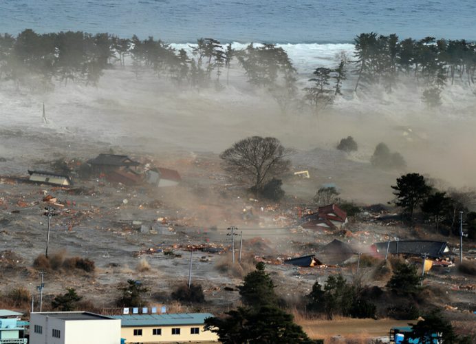 Séismes au Japon: l’alerte au Tsunami abaissée, mais la vigilance demeure