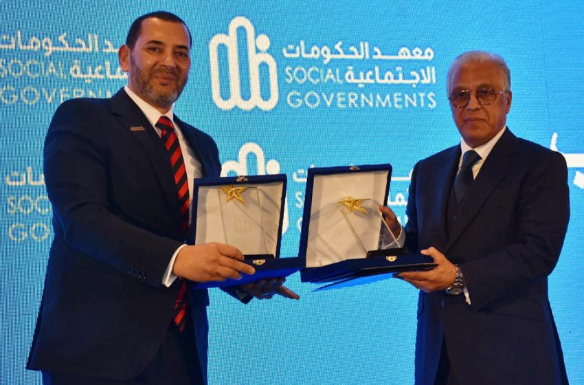  Mehdi Bensaid élu meilleure personnalité gouvernementale en matière de communication sociale dans le secteur de la jeunesse au monde arabe