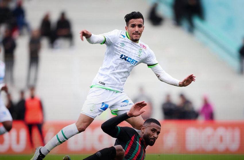  Botola Pro D1: L’AS FAR et le Raja de Casablanca se neutralisent 1-1