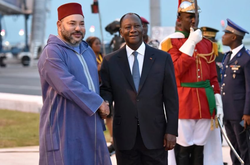  SM le Roi félicite le Président Alassane Ouattara et la Première Dame de Côte d’Ivoire à l’occasion du sacre de leur pays à la CAN