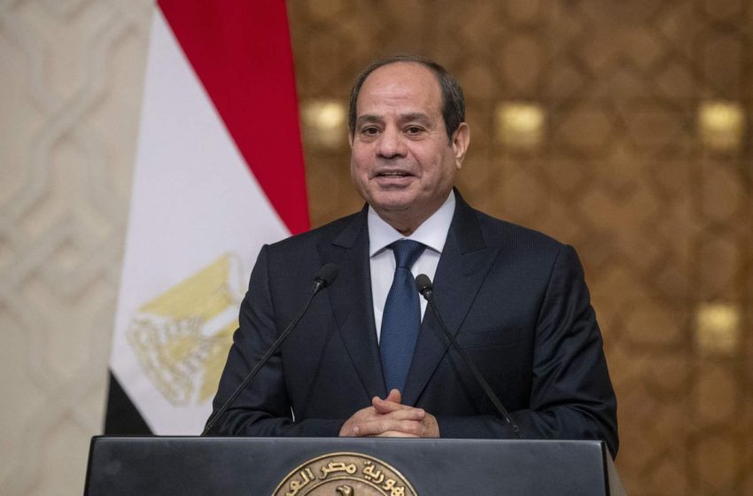 Égypte: le président Abdel Fattah Al-Sissi prête serment pour un