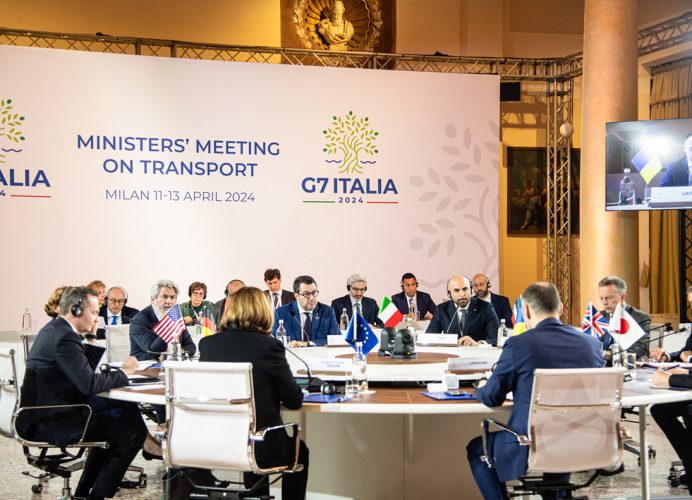 Tensions au Moyen-Orient: le G7 affirme son “plein soutien” à Israël