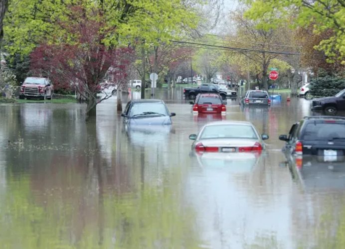 Russie/Inondations: Plus de 2.000 personnes évacuées à Orsk