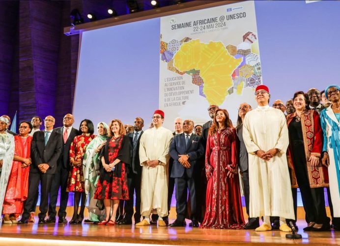 Le caftan marocain brille de mille feux à l’Unesco