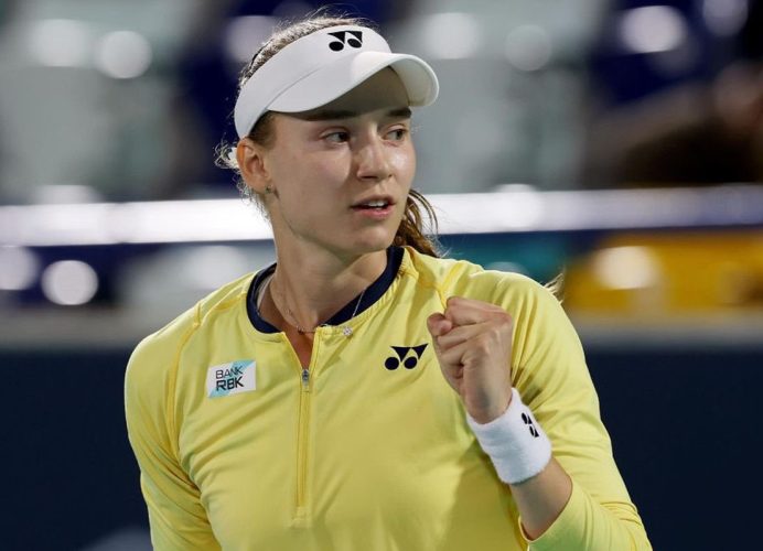 Roland-Garros: La Kazakhe Elena Rybakina qualifiée pour les quarts de finale