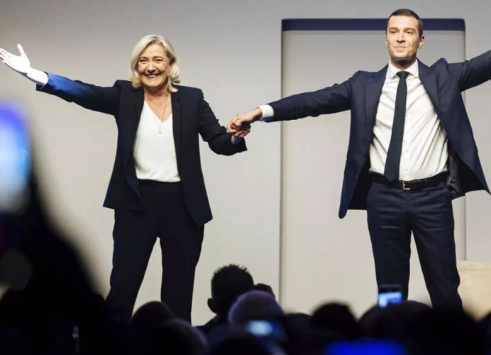 L’extrême droite en tête du 1er tour des législatives anticipées en France
