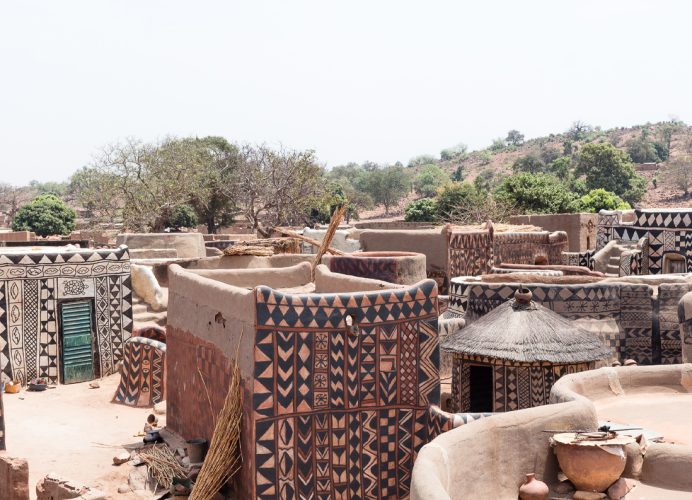 Burkina Faso : la Cour royale de Tiébélé inscrite sur la liste du patrimoine mondial de l’UNESCO (officiel)