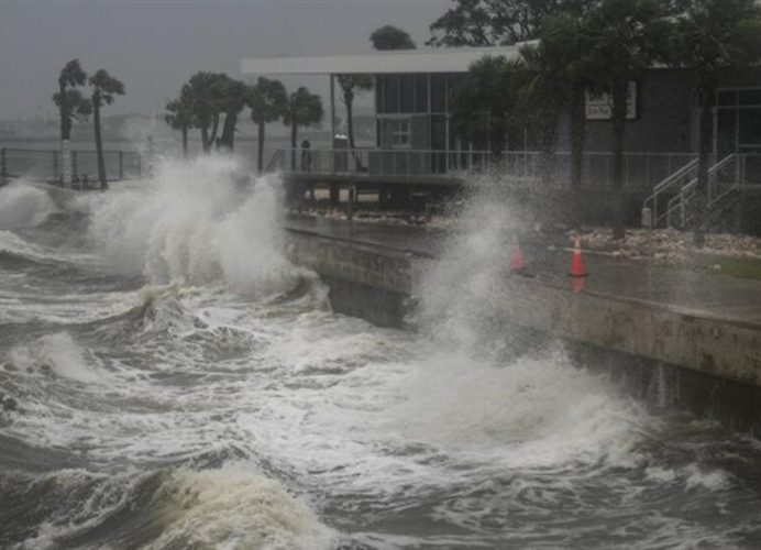 USA: Au moins 16 morts après le passage de l’ouragan Milton