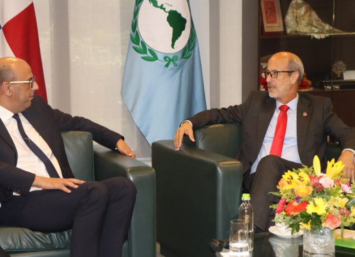 Panama: M. Ould Errachid s’entretient avec le président du Parlatino