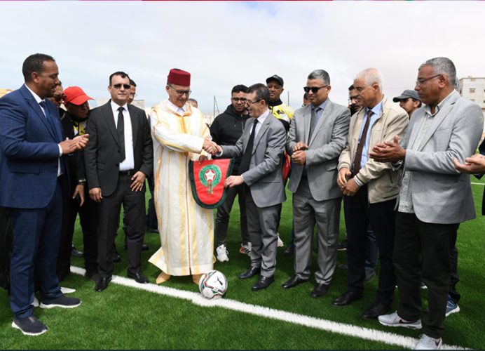 Boujdour: Le stade de l’Intégrité territoriale rénové et remis aux équipes de la région