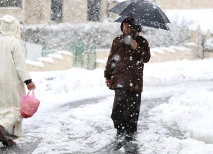 Chutes de neige et fortes pluies et rafales de vent de dimanche à lundi dans plusieurs provinces du Royaume (Bulletin d’alerte)