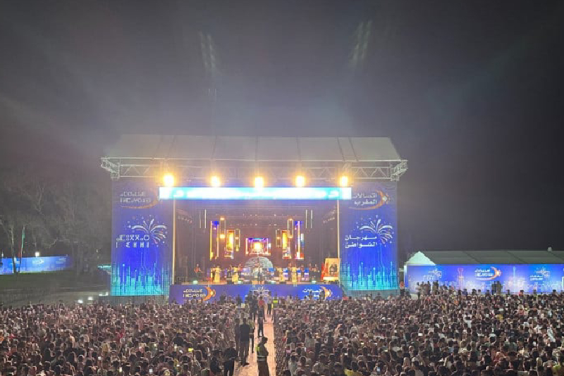 Festival des plages: le rappeur “L7or” enflamme la scène de Tanger