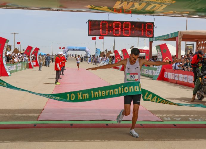 Laâyoune: le Marocain Hicham Ouladha remporte la 1ére édition de la course internationale sur route de Dcheira (10km)