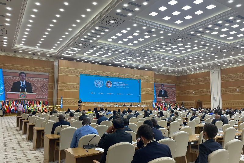 Pays en développement sans littoral: Le développement durable passe par la mobilisation des financements et des partenariats (conférence)