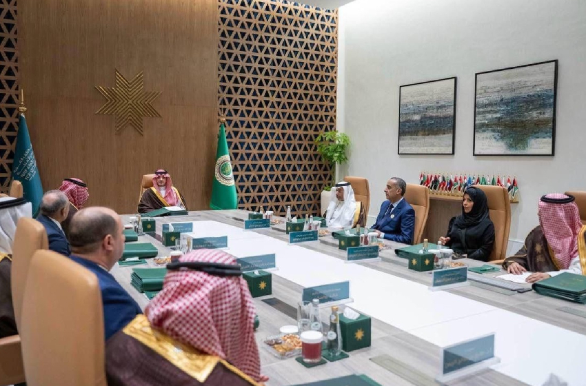  Reconduction du Directeur général de la Sûreté nationale et de la Surveillance du territoire comme membre du Conseil supérieur de l’Université arabe Naif des Sciences de sécurité