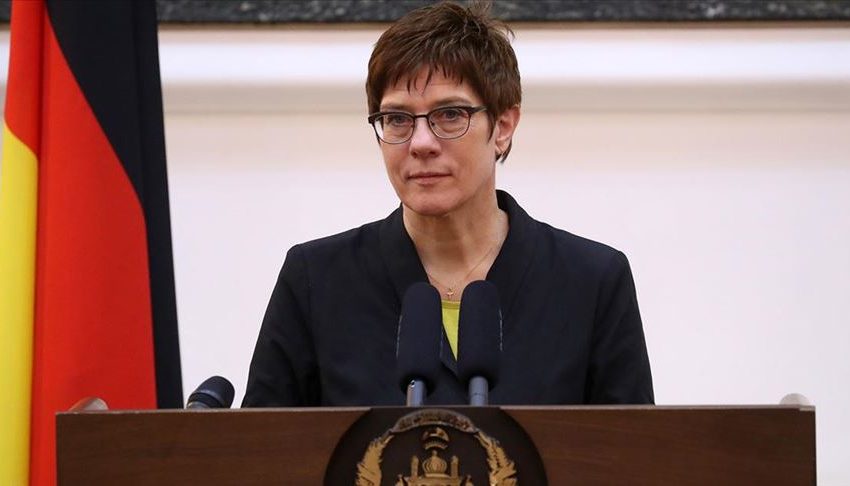 وزيرة الدفاع الألمانية تعلن عودة قوات بلادها من أفغانستان