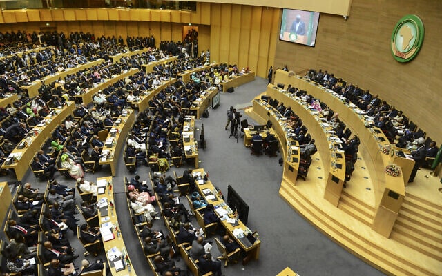 الاتحاد الإفريقي يعلن تعليق عضوية غينيا بعد الانقلاب