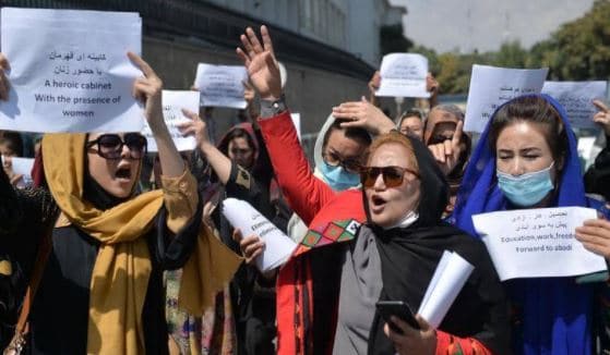  بالرصاص و الدموع تنتهي  مظاهرة لدعم حق المرأة في كابول