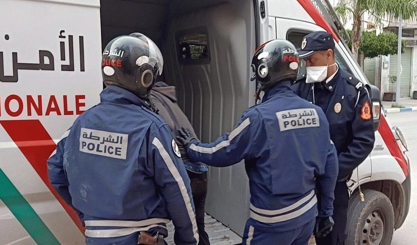  القنيطرة.. بحث قضائي للاشتباه في تورط شرطيين في قضية ارتشاء وابتزاز