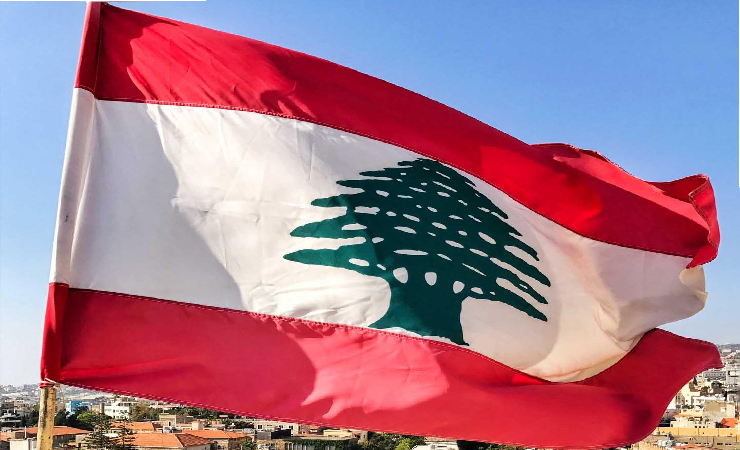  حظر التجول ليلا على غير الملقحين ضد كورونا خلال الاحتفالات بعيد الميلاد في لبنان