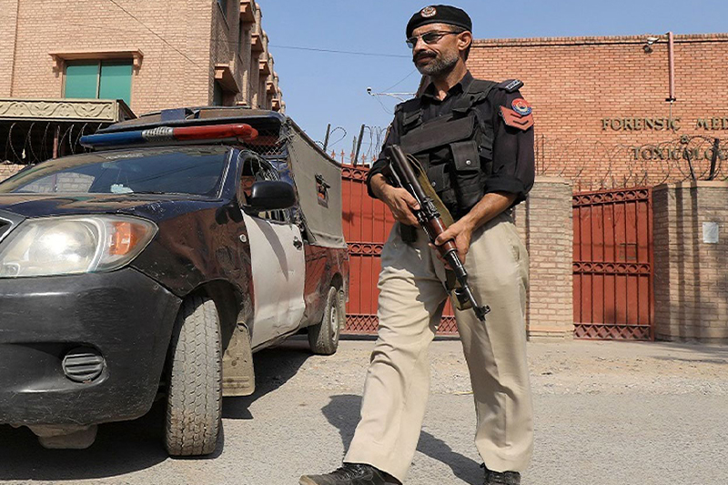  إسلام أباد: مقتل شرطي ومسلحين في تبادل لإطلاق النار