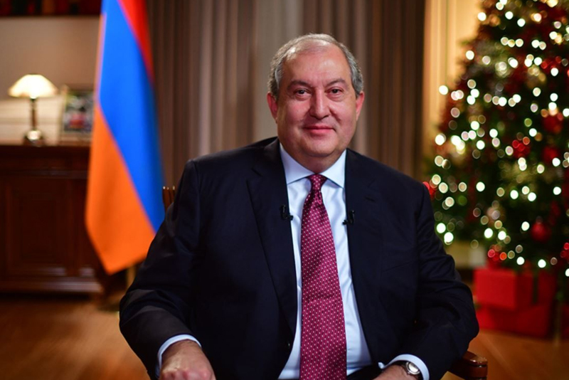 رئيس أرمينيا يعلن استقالته