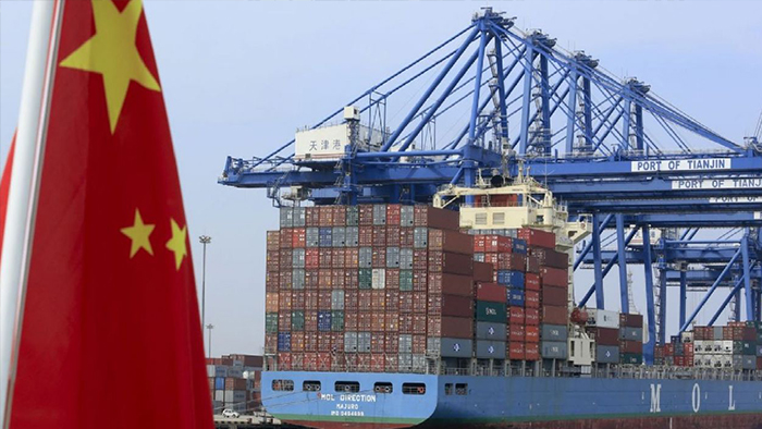 التجارة الخارجية الصينية تسجل رقما قياسيا جديدا في عام 2021