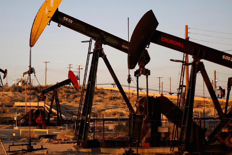 أسعار النفط تسجل ارتفاعاً مع تصاعد الاضطرابات في إمدادات الطاقة