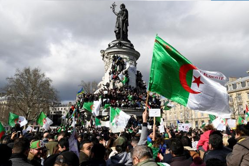  في ذكرى الحراك … مظاهرة حاشدة في باريس للجالية الجزائرية