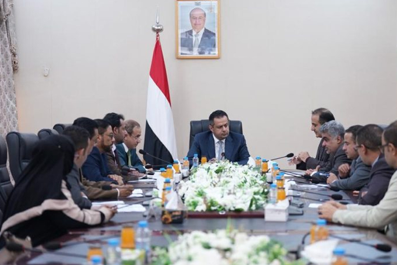  الحكومة اليمنية تدعو إلى المساعدة لتجفيف مصادر تمويل الحوثيين